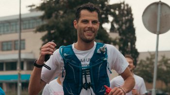 голландець біжить для України