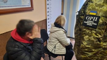 На Львівщині затримали ще два фіктивні подружжя на кордоні