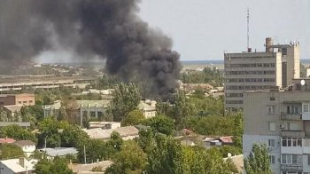 У Бердянську палає цех