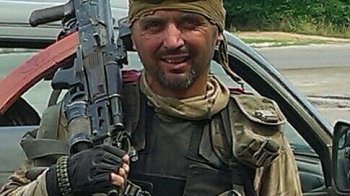 "Війна має бути для всіх": офіцер "Айдару" Ігор Лапін про виїзд чоловіків за кордон