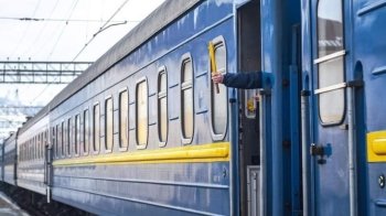 Перехід на зимовий час: як їздитимуть потяги