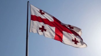 Прапор Грузії розвівається