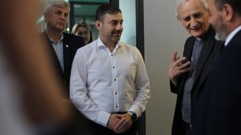 Лубінець попросив у Ватикана допомоги, щоб визволити із РФ близько 27 тисяч українських цивільних заручників