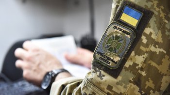 3 роки тюрми: на Львівщині засудили чоловіка за хабар прикордоннику