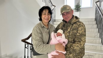 У Львові 52-річна військова з Кривого Рогу народила дитину