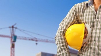 Львівська поліція зʼясовує обставини загибелі чоловіка на будівництві