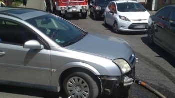 Могла бути велика пожежа: на Львівщині внаслідок ДТП із вантажівки на дорогу вилилось паливо