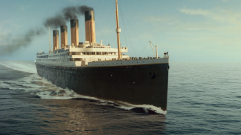 Титанік пливе по своєму маршруту
