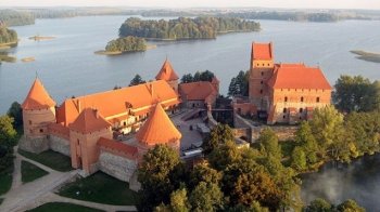 Країни Балтії спростили в’їзд українцям