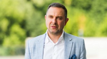 Міністр молоді та спорту збирається у відставку