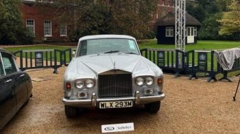 Данилко продав авто Фредді Мерк'юрі: 11 млн гривень підуть на підтримку клініки протезування у Львівській області