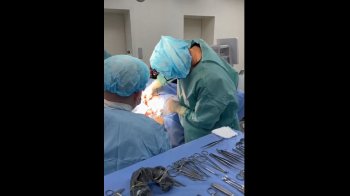 Операція в Центрі Superhumans.