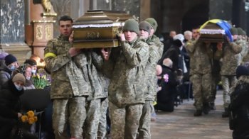 Сьогодні Львівщина прощається з сімома захисниками