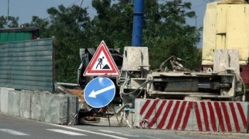 На трасі у Болехові обмежили рух вантажівок: як можна об'їхати