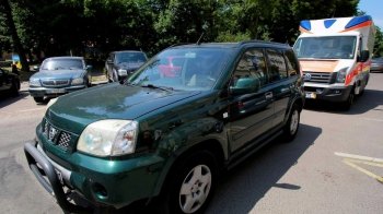 На передову зі Львівщини передали  "швидку" та кросовер