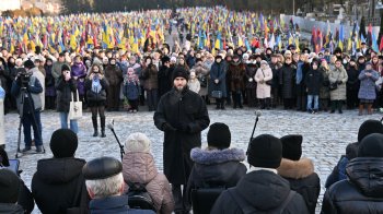 Скорботні колядки лунали на Личаківському цвинтарі у Львові