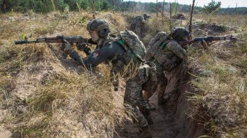 Сили оборони ліквідували понад триста окупанів та знищили 15 танків Сили оборони ліквідували понад триста окупанів та знищили 15 танків