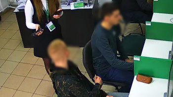 Львів'янин використав шпигунські окуляри під час іспиту на водійські права