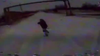 Українські бійці за допомогою дронів знищують росіян