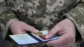 30 тисяч українських військових отримали нагороди за пів року