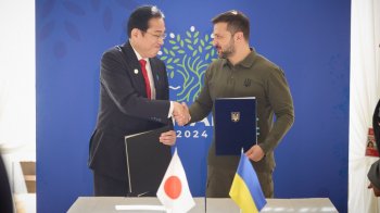 Історичну двосторонню безпекову угоду підписала Україна та Японія