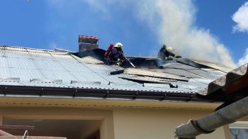 У Самбірському районі рятувальники загасили пожежу в житловому будинку