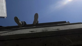 На Львівщині розслідують падіння підлітка з даху недобудованого котеджу в Східниці