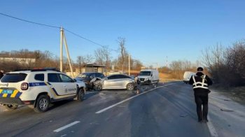 У Підгірному сталася масштабна ДТП: троє постраждалих у лікарні