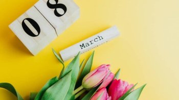 8 березня вихідний чи ні