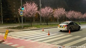 14-річна дівчина вночі у Львові потрапила під колеса авто