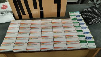 Митники на Львівщині зупинили контрабанду психотропів і наркотиків