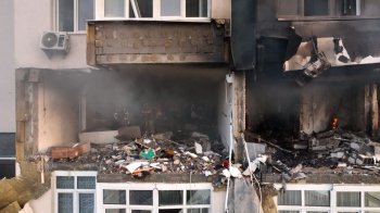 Ракетний обстріл Києва: троє загиблих, під завалами можуть бути люди (відео)