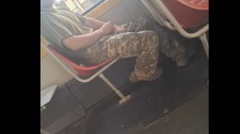 Поліція шукає чоловіка за розпусну поведінку у трамваї Львова