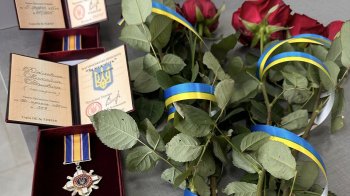 У Великих Мостах двох захисників посмертно нагородили державними нагородами