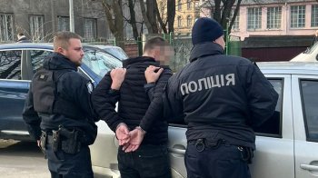 Троє мешканців Львівщини викрали чоловіка з власної квартири