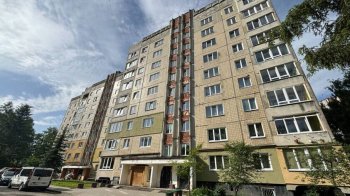 У Львові відновили дах та вікна в будинку, який постраждав ввід російського обстрілу