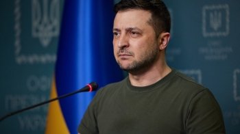 Україну підштовхують до невигідного миру - президент Зеленський