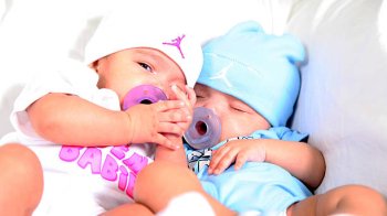 Стало відомо, скільки малюків народилося за час війни у львівських пологових