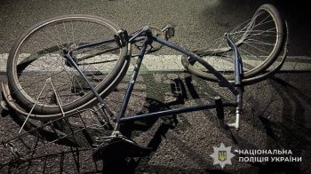 На Львівщині водій Škoda на смерть збив велосипедиста, який виїхав на дорогу