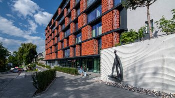 Будівлю ZAG Gallery номінували на престижну архітектурну премію