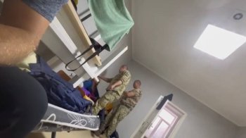 Чоловіки, яким погрожували військові у Самборі, раніше були затримані при втечі з України