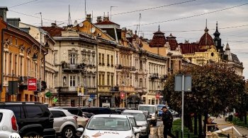 Масове отруєння у Львові та двоє потопельників: головні новини Львівщини за 10 липня