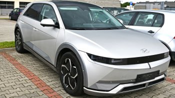 Викрадений у Німеччині Hyundai зупинили на кордоні з Львівщиною