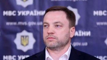 Усі українці мають мати зброю для захисту власних домівок — глава МВС