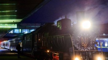 Укрзалізниця запросила закоханих на романтичну подорож Львовом і Києвом