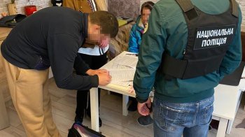 На Львівщині викрили чоловіка, який допоміг втекти півсотні військовозобов'язаним