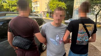 У Львові затримали грабіжника, який відібрав золотий кулон у 58-річної жінки