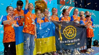 змагання "Шкільні ліги пліч-о-пліч"