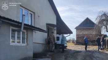 Мешканця Стрийщини затримали за обкрадання своєї родини на 1 млн грн
