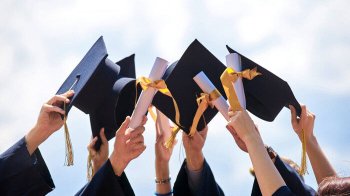 Абітурієнти